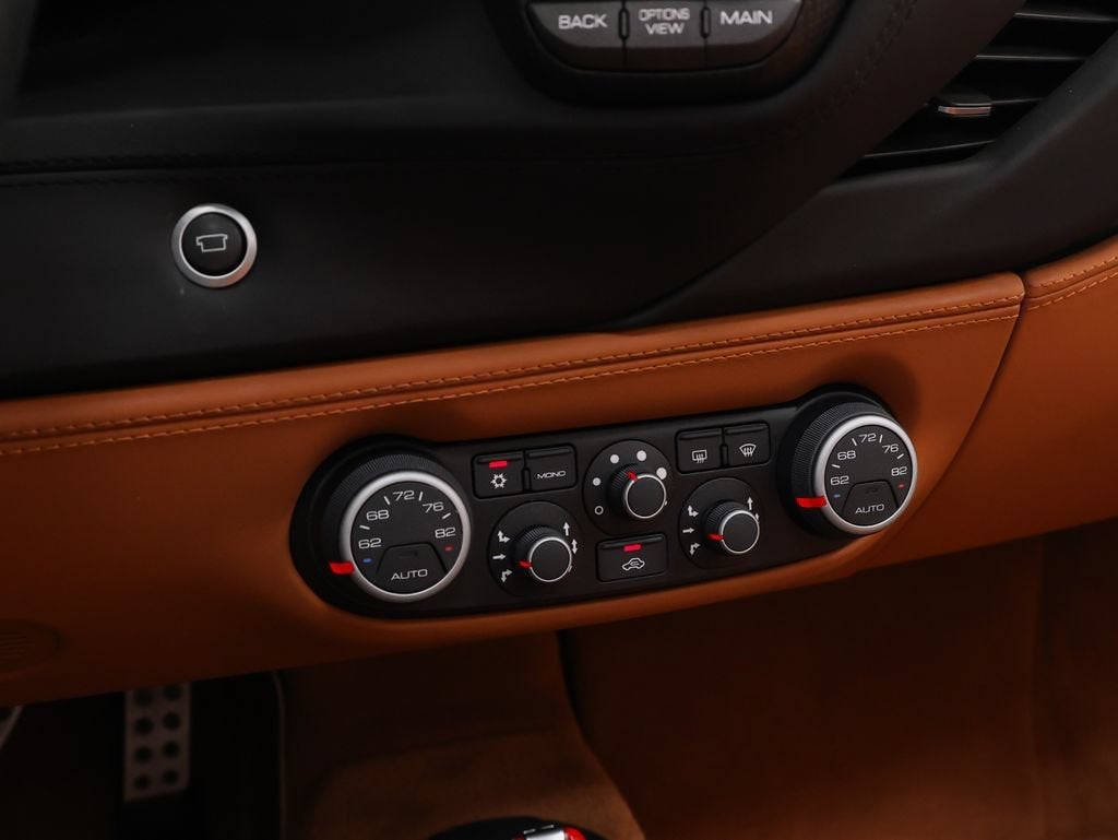 2018 Ferrari 488 Spider Base
