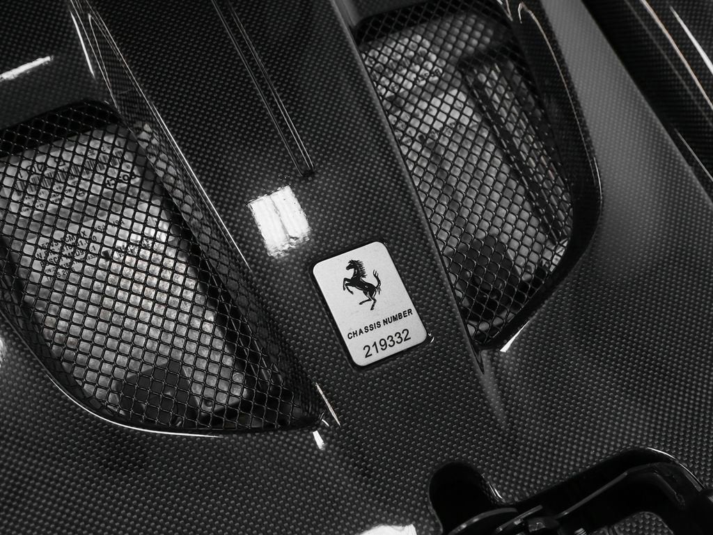 2016 Ferrari F12tdf Base