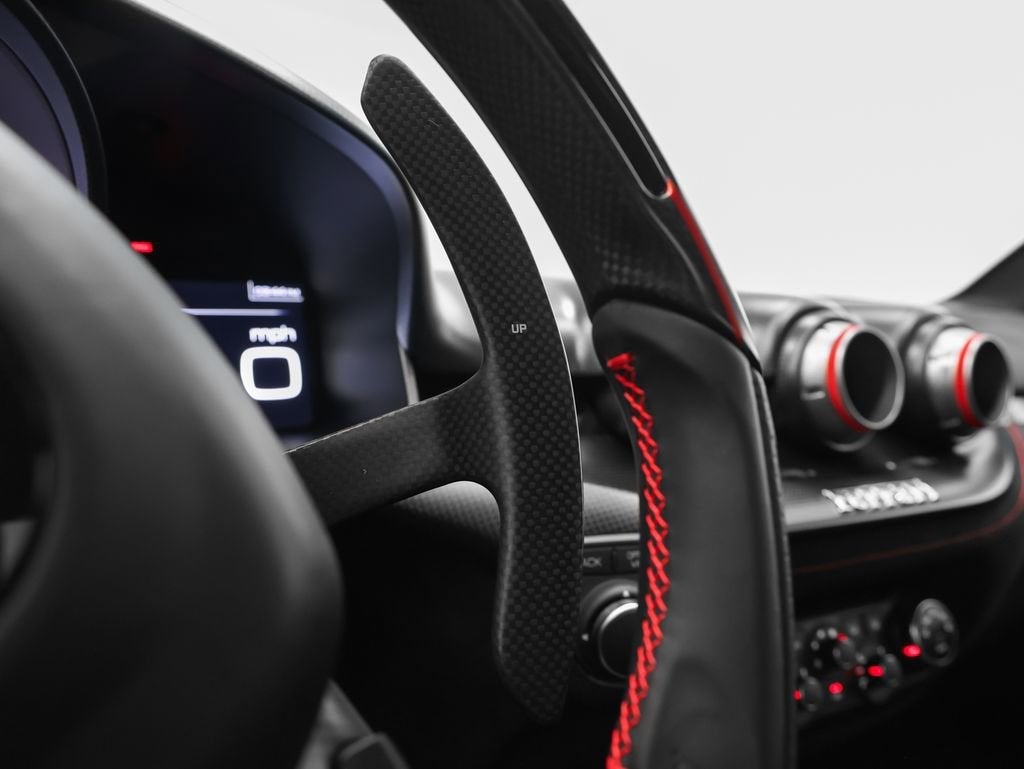 2016 Ferrari F12tdf Base