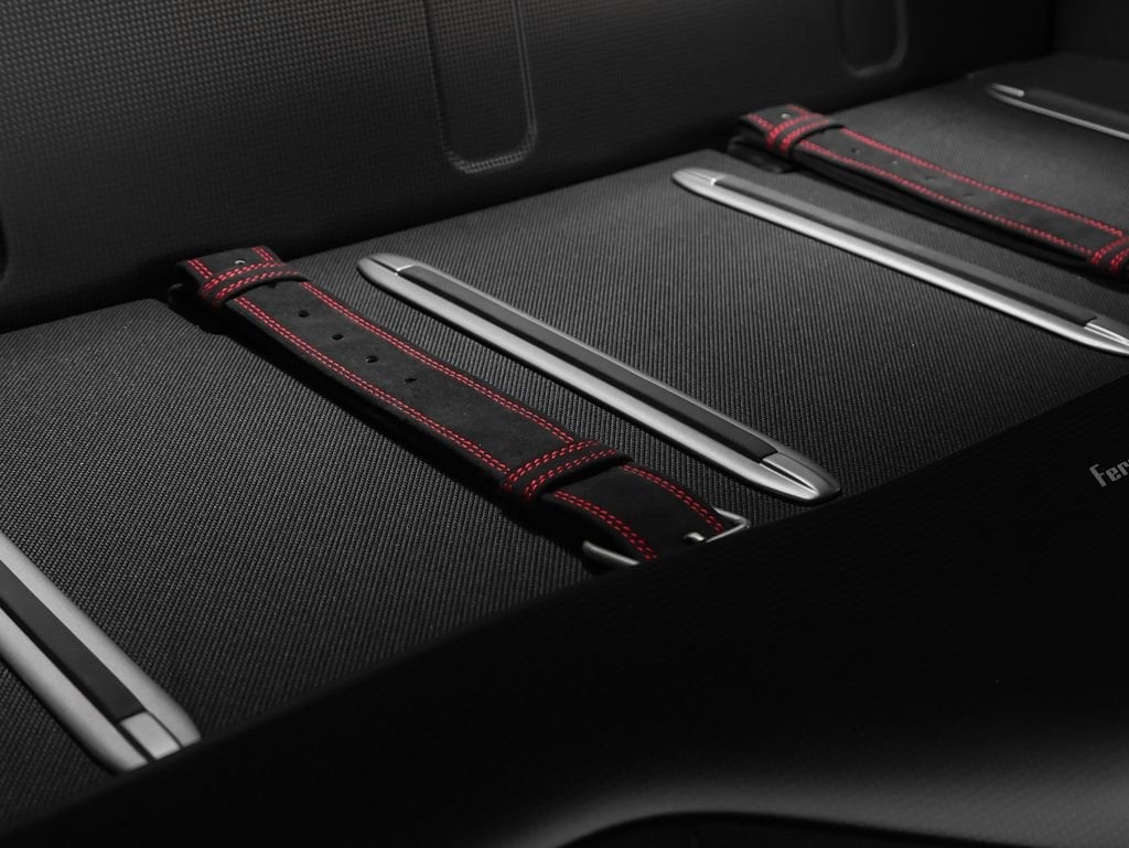 2016 Ferrari F12tdf Base