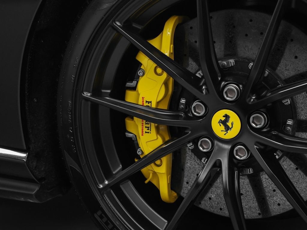 2018 Ferrari 812 Superfast Base