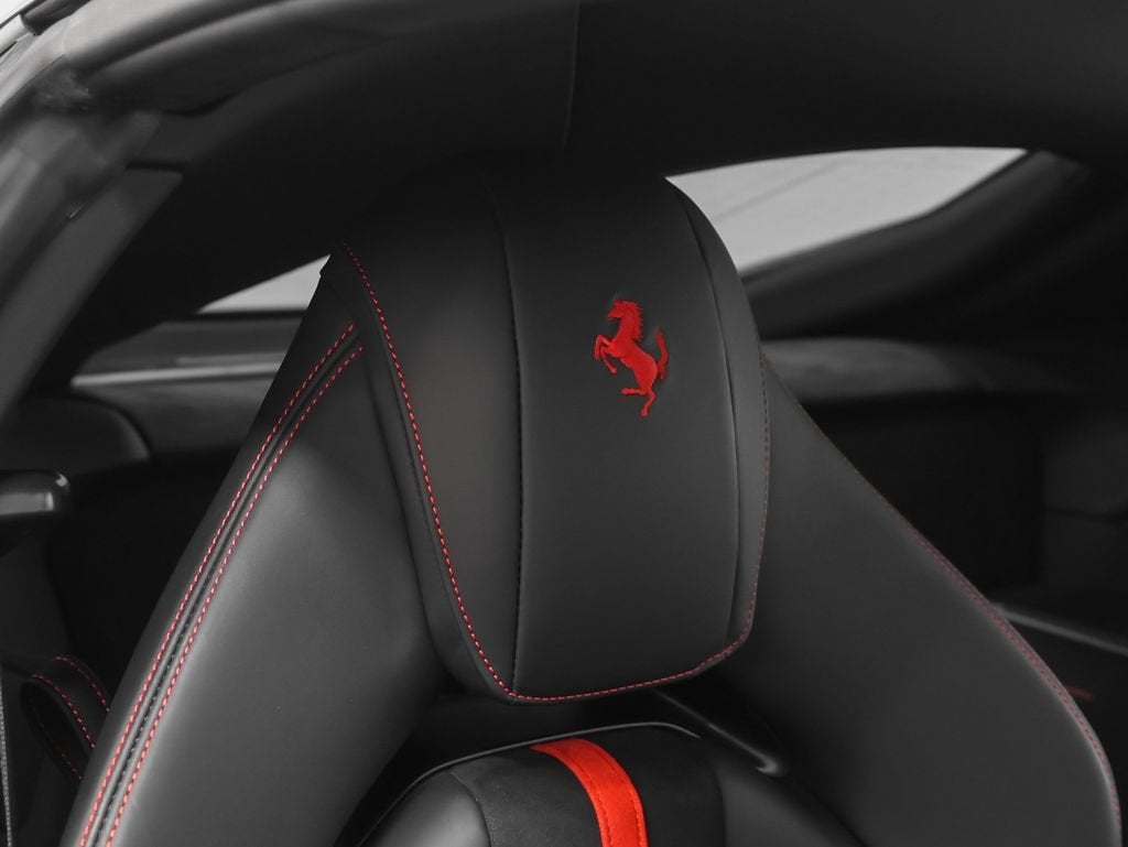 2019 Ferrari 812 Superfast Base