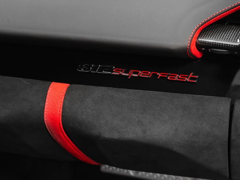 2019 Ferrari 812 Superfast Base