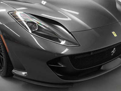 2019 Ferrari 812 Superfast Base