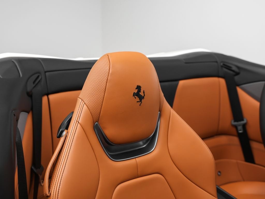 2019 Ferrari Portofino Base