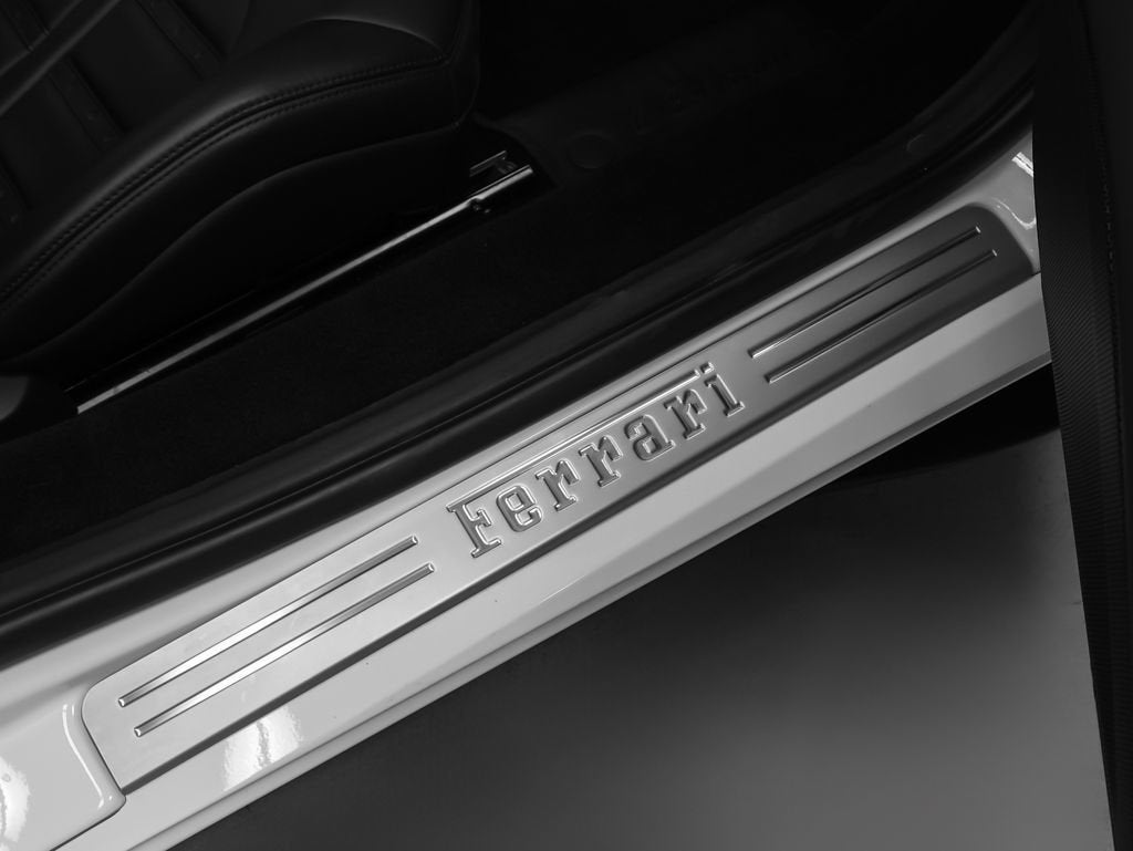 2020 Ferrari F8 Tributo Base