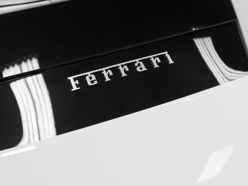 2020 Ferrari F8 Tributo Base