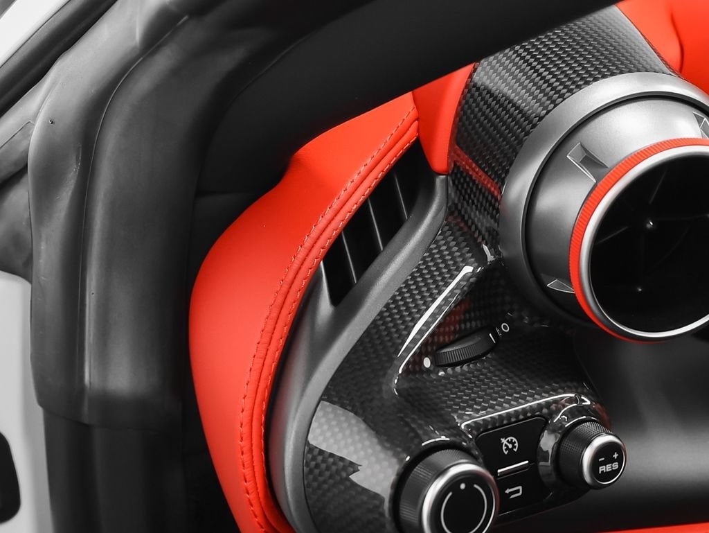 2020 Ferrari F8 Tributo Base