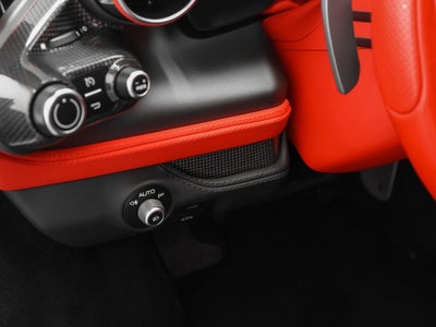 2020 Ferrari F8 Tributo Base