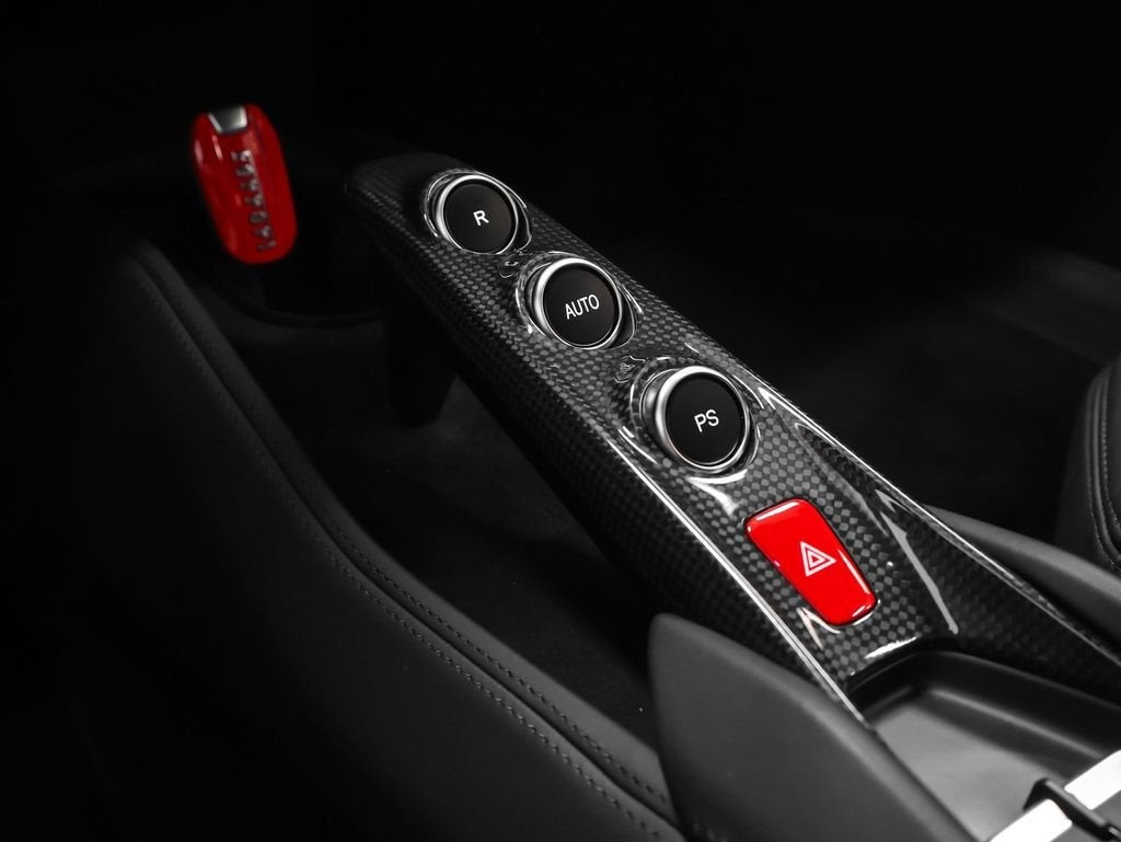 2020 Ferrari F8 Tributo Base