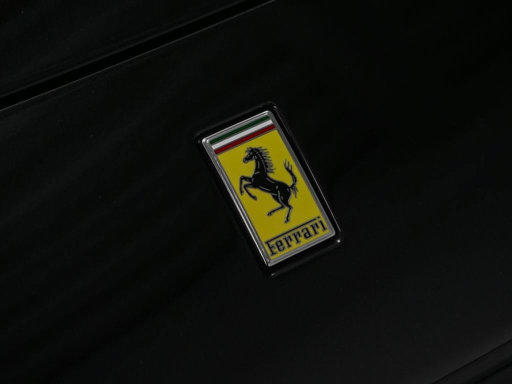 2021 Ferrari F8 Spider Base