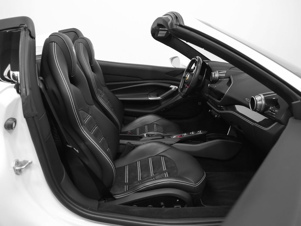 2022 Ferrari F8 Spider Base