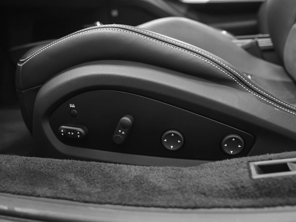 2022 Ferrari F8 Spider Base