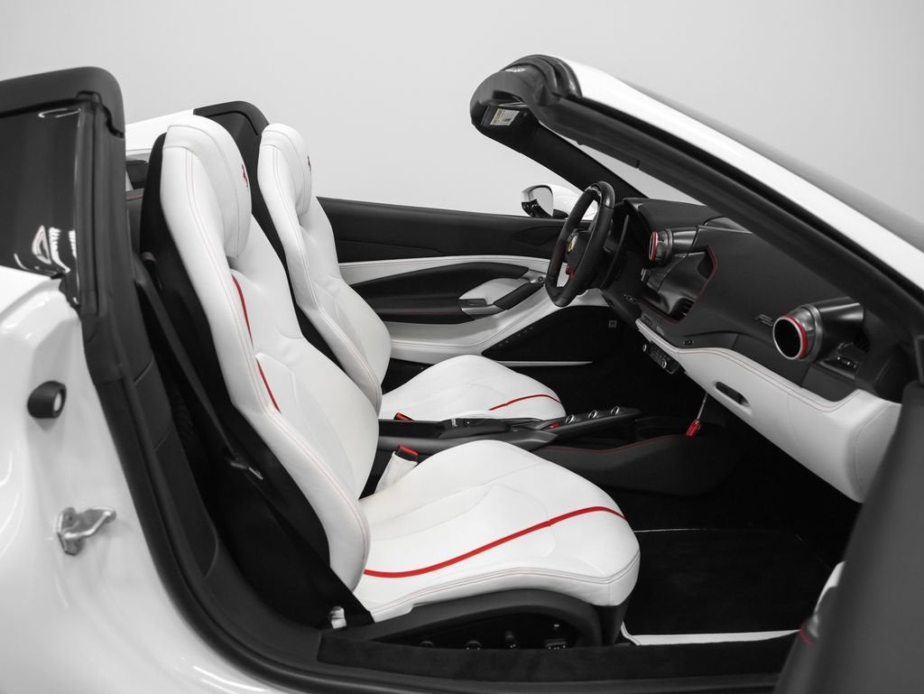 2022 Ferrari F8 Spider Base