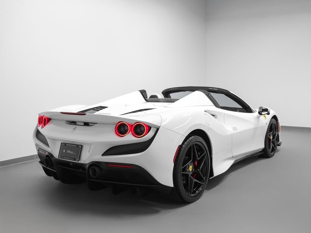 2022 Ferrari F8 Spider Base