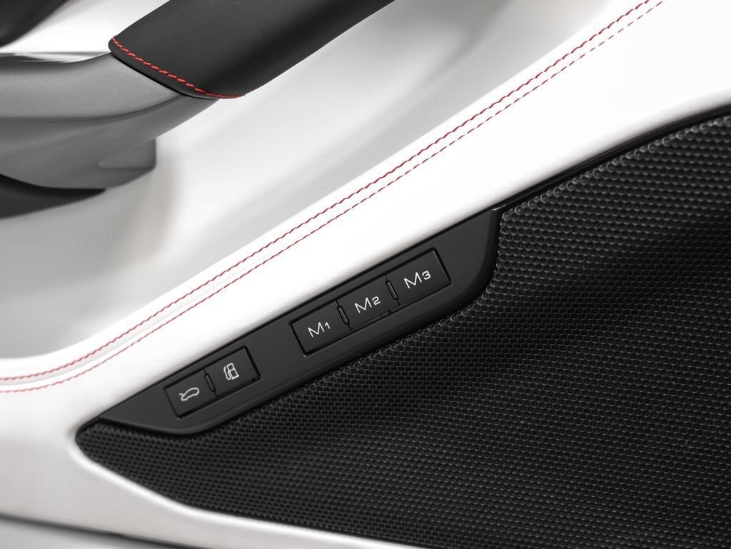 2022 Ferrari F8 Spider Base