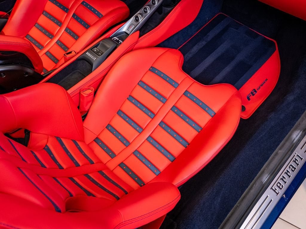 2022 Ferrari F8 Spider Base