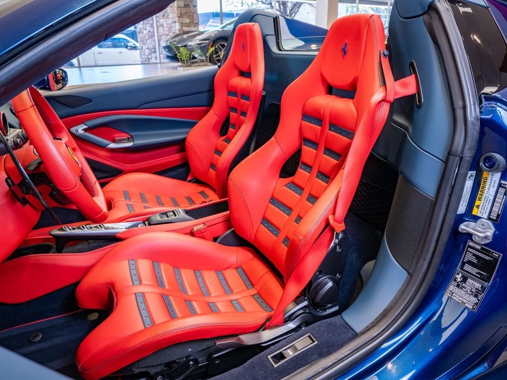2022 Ferrari F8 Spider Base