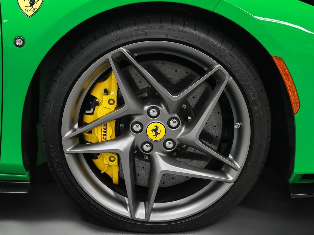 2023 Ferrari F8 Spider Base