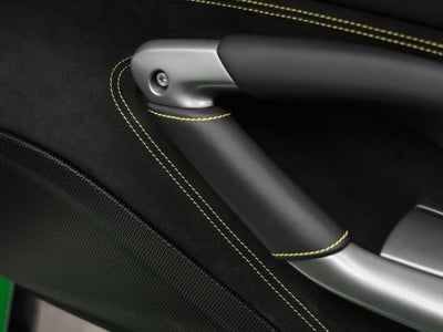 2023 Ferrari F8 Spider Base