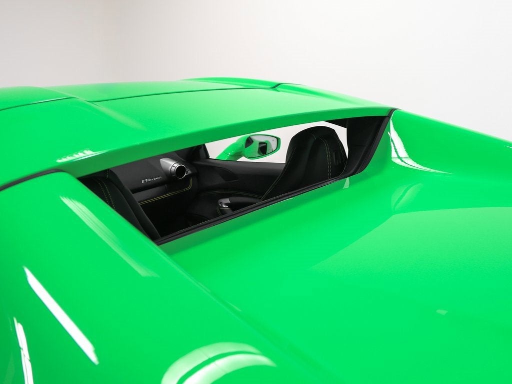 2023 Ferrari F8 Spider Base