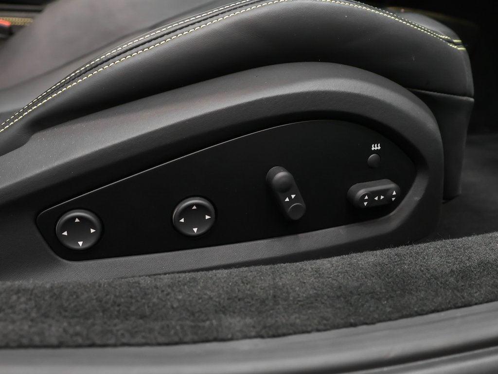 2023 Ferrari F8 Spider Base