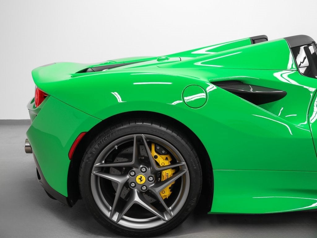 2023 Ferrari F8 Spider Base