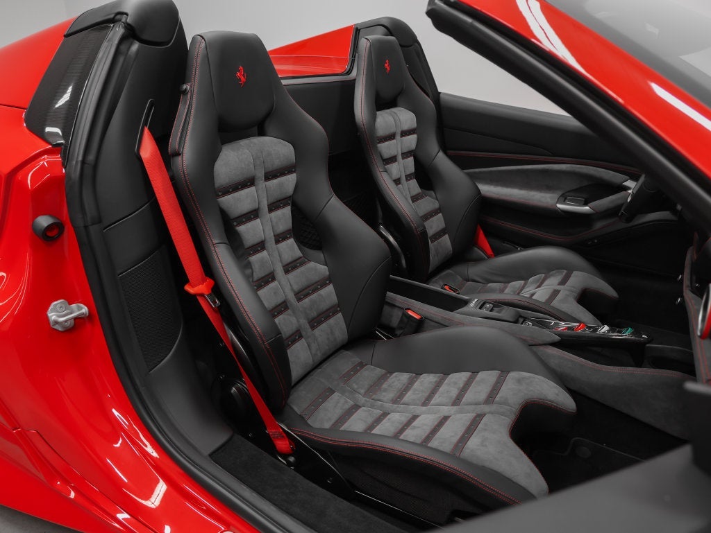 2023 Ferrari F8 Spider Base