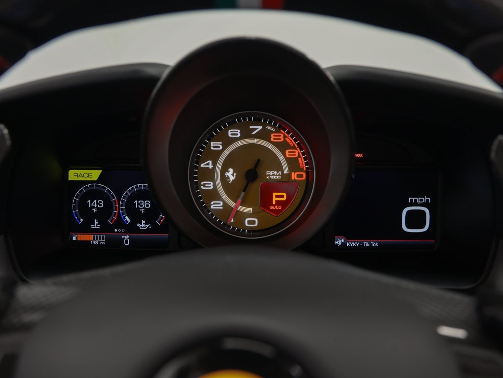 2023 Ferrari F8 Spider Base