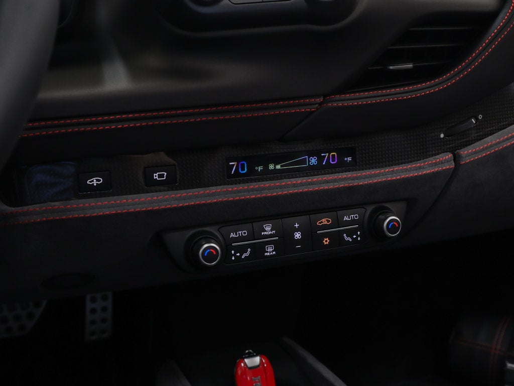 2023 Ferrari F8 Spider Base