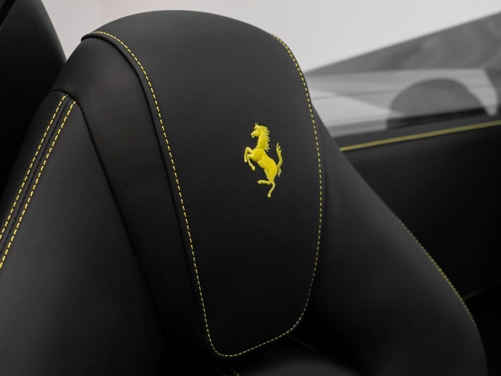 2022 Ferrari F8 Spider Base