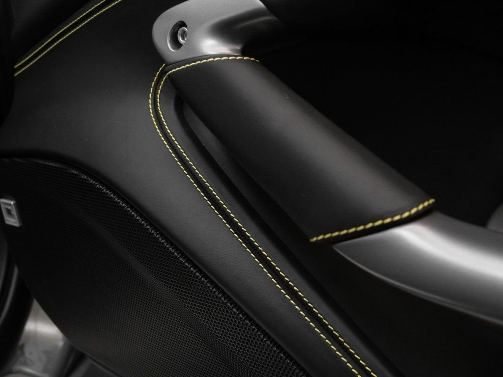 2022 Ferrari F8 Spider Base