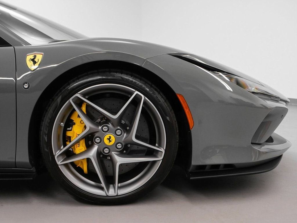 2022 Ferrari F8 Spider Base