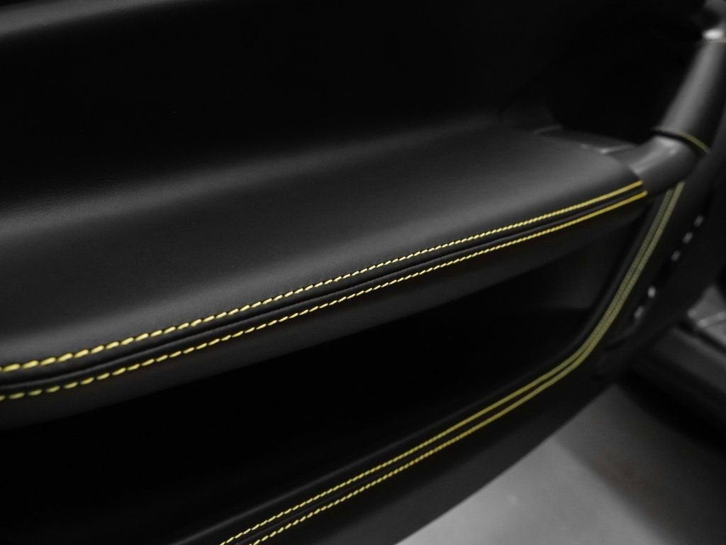 2022 Ferrari F8 Spider Base