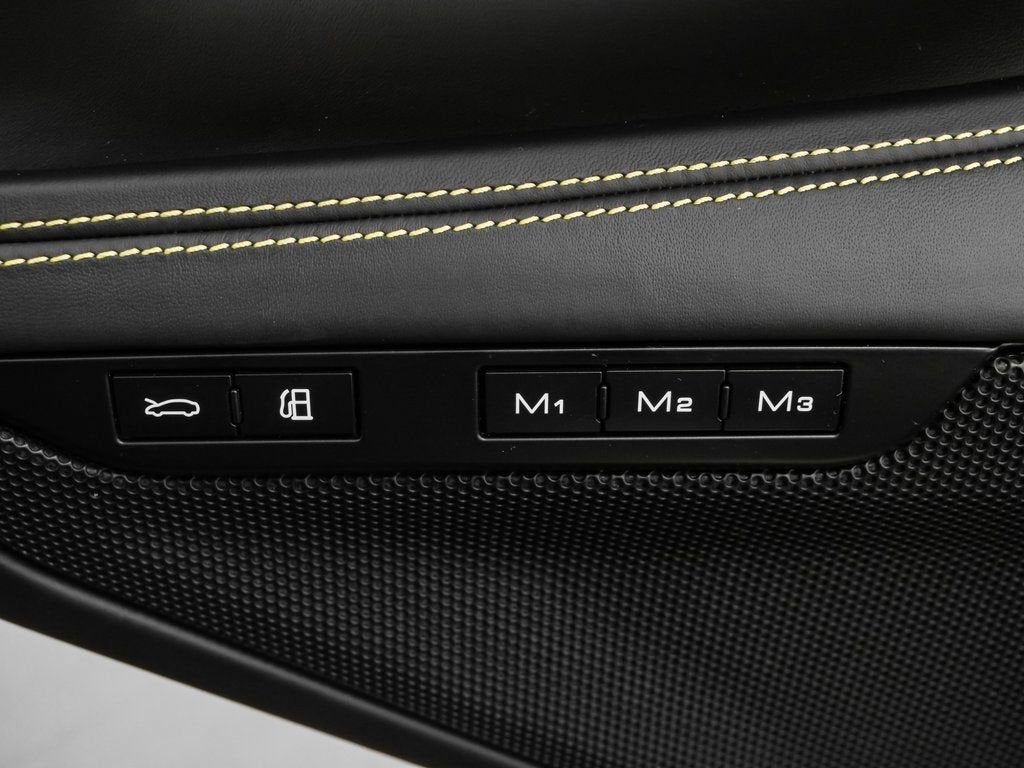 2022 Ferrari F8 Spider Base