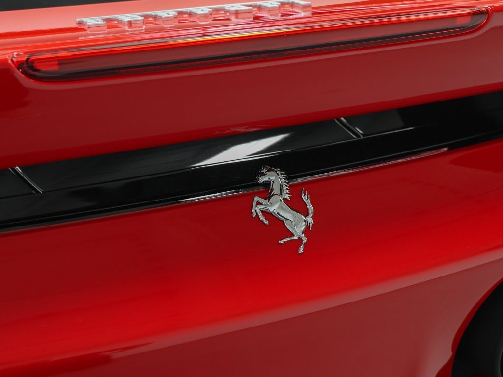 2022 Ferrari SF90 Stradale Base