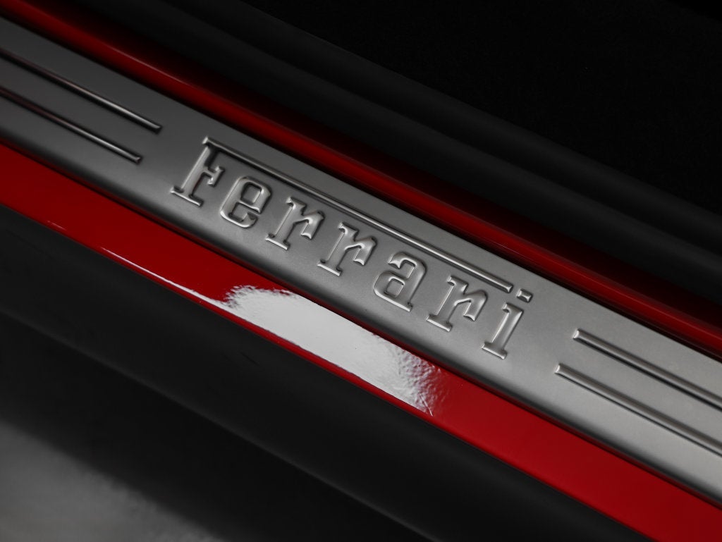 2022 Ferrari SF90 Stradale Base