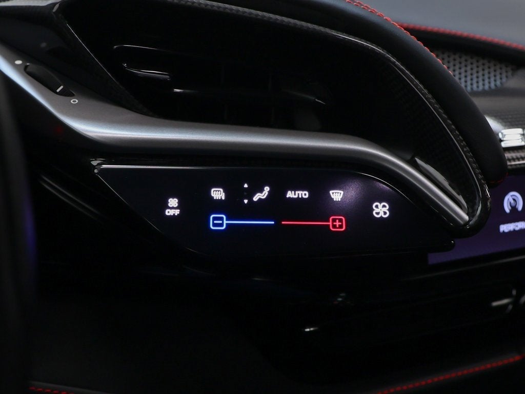 2022 Ferrari SF90 Stradale Base