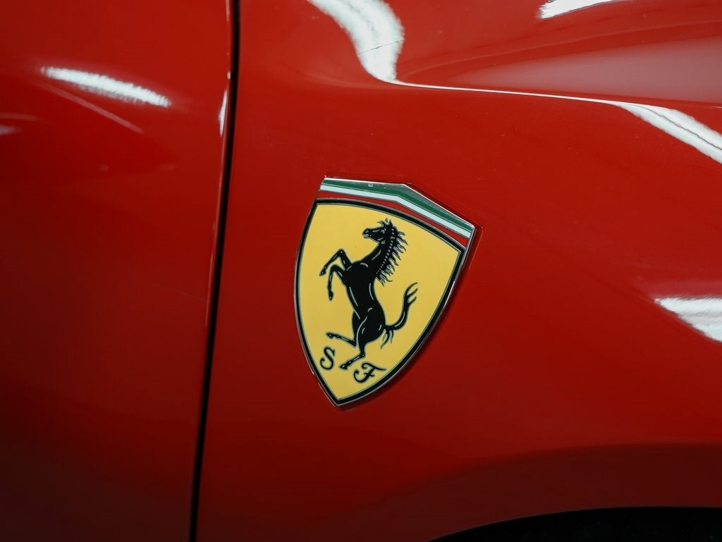 2022 Ferrari SF90 Stradale Base