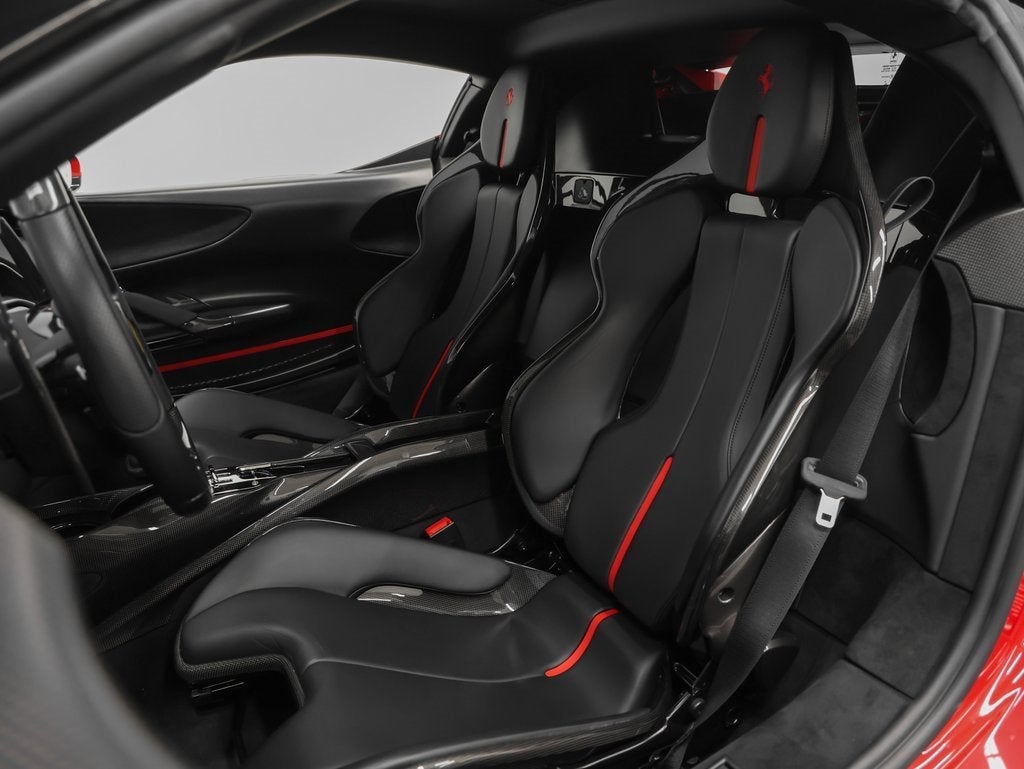 2022 Ferrari SF90 Stradale Base