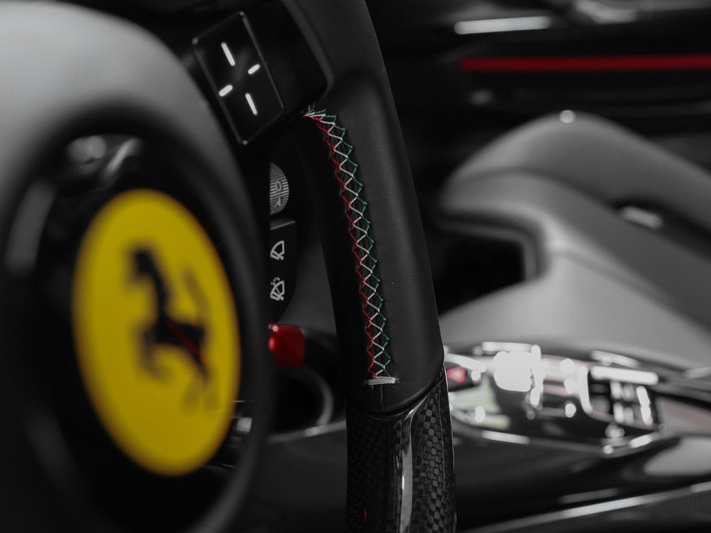 2022 Ferrari SF90 Stradale Base