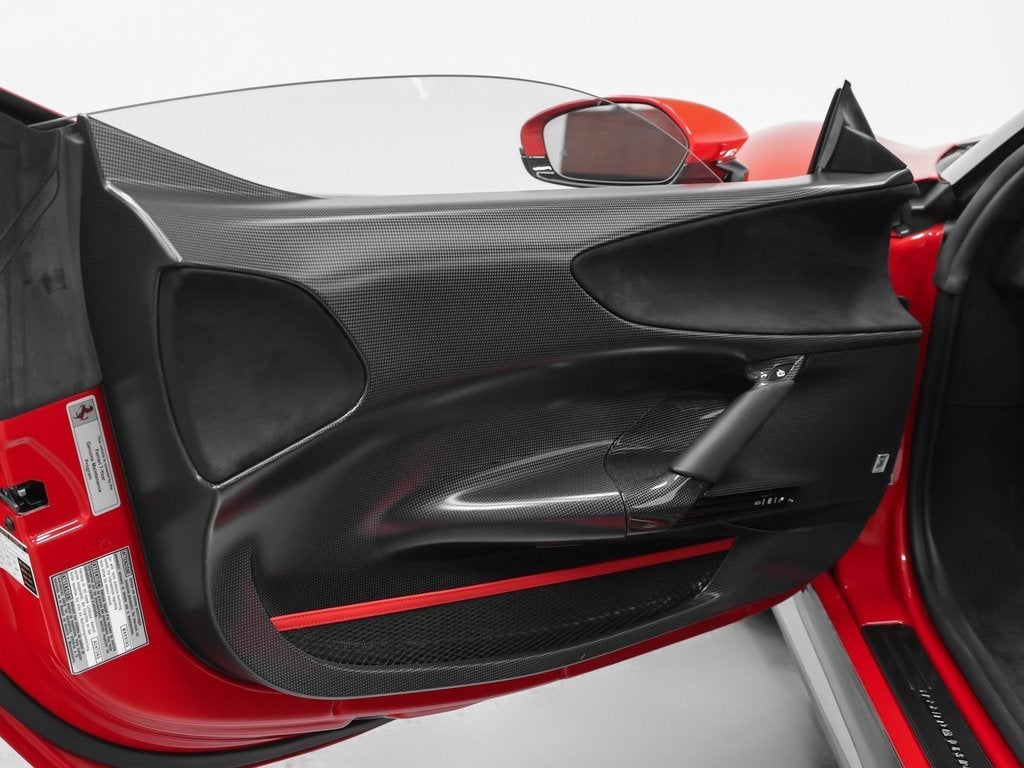 2022 Ferrari SF90 Stradale Base