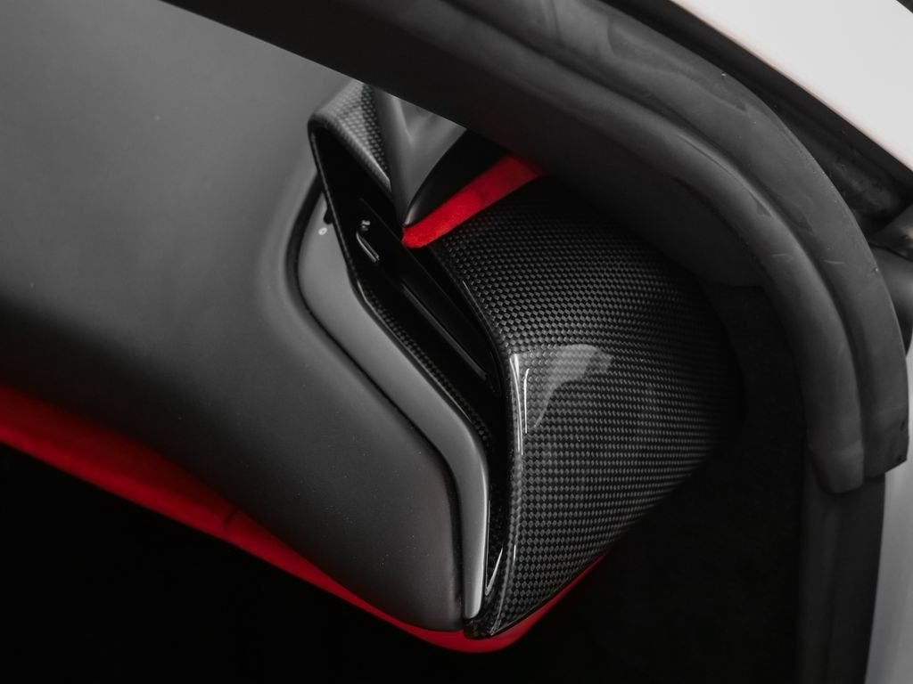 2021 Ferrari SF90 Stradale Base
