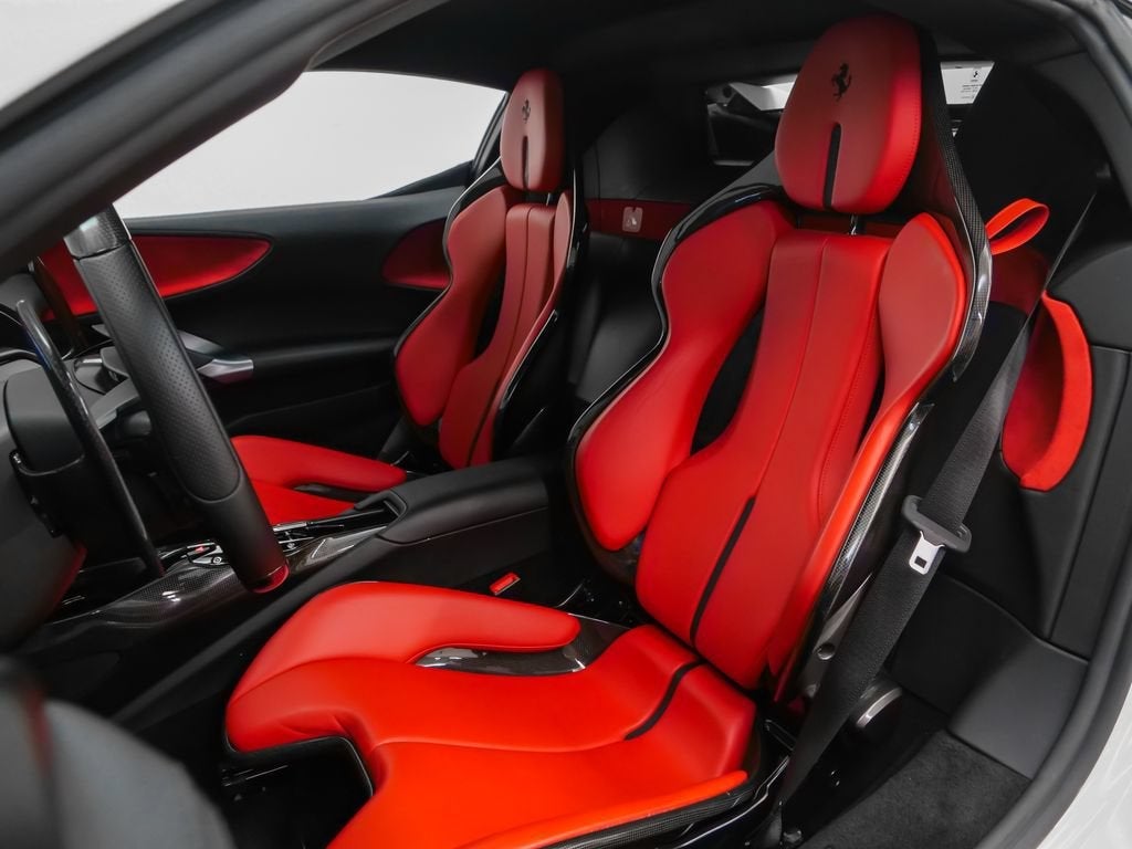 2021 Ferrari SF90 Stradale Base