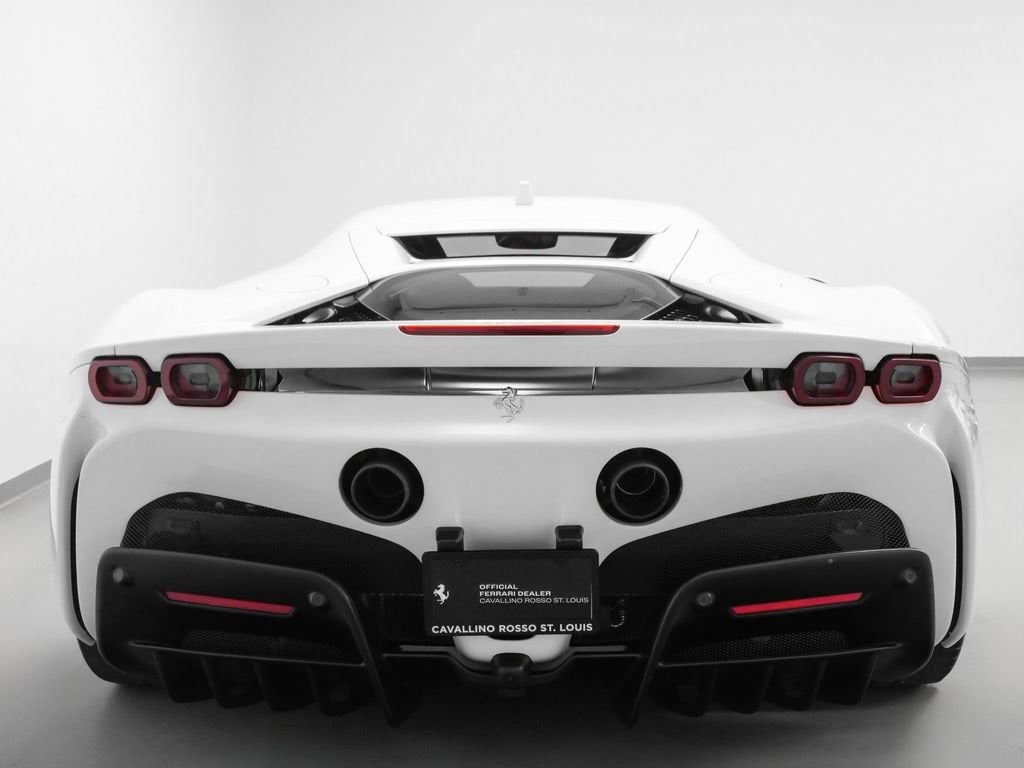 2021 Ferrari SF90 Stradale Base