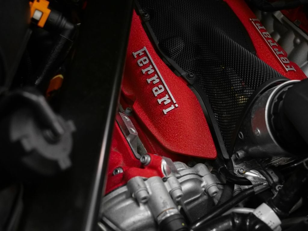 2021 Ferrari SF90 Stradale Base