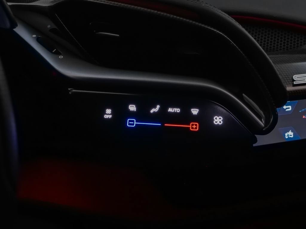 2021 Ferrari SF90 Stradale Base