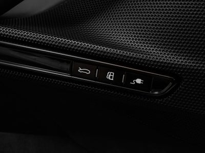 2021 Ferrari SF90 Stradale Base