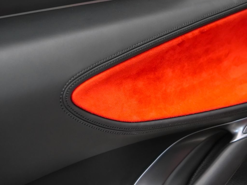 2021 Ferrari SF90 Stradale Base