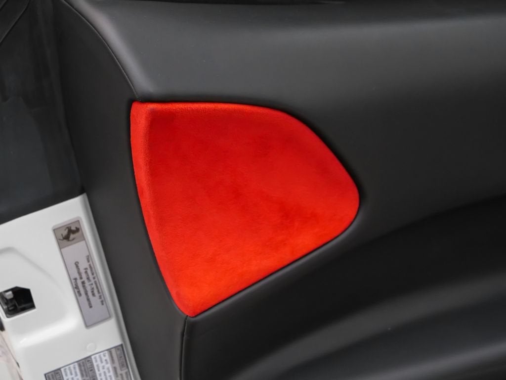 2021 Ferrari SF90 Stradale Base